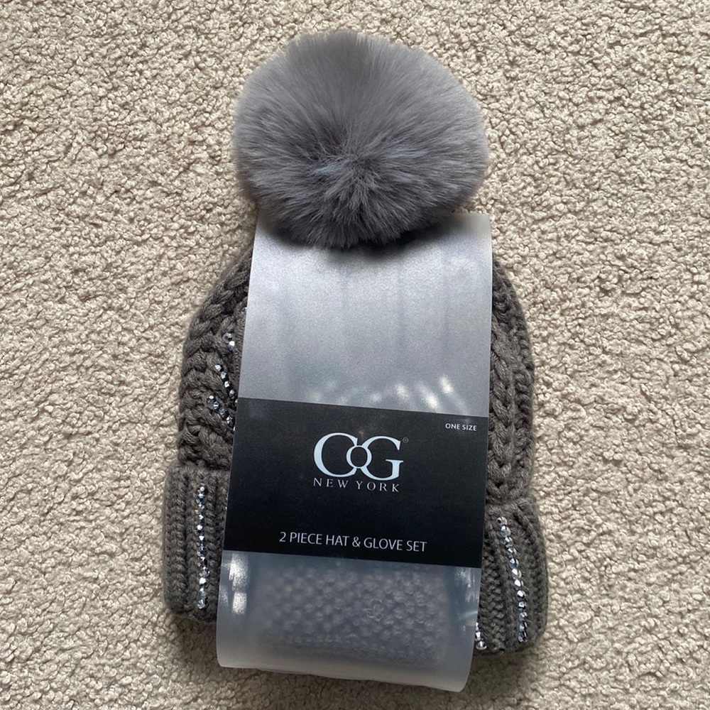 New With Tag Adorable 2 Piece Grey Knit Woven Rhinestone Hat And Glove Set - Picture 4 of 4